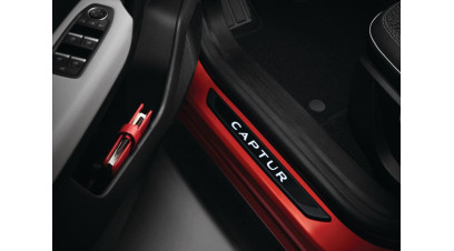 Renault CAPTUR March 2020-September 2023 illuminated door sills 