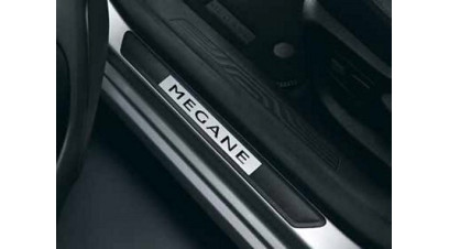 Renault MEGANE July 2016-February 2020 Mégane front door sills in Textured Black (Set of 2) 