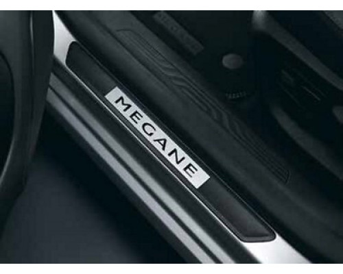 Renault MEGANE July 2016-February 2020 Mégane front door sills in Textured Black (Set of 2) 