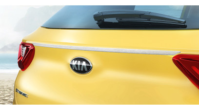 Kia Stonic 2018-2020 Tailgate trim line, brushed